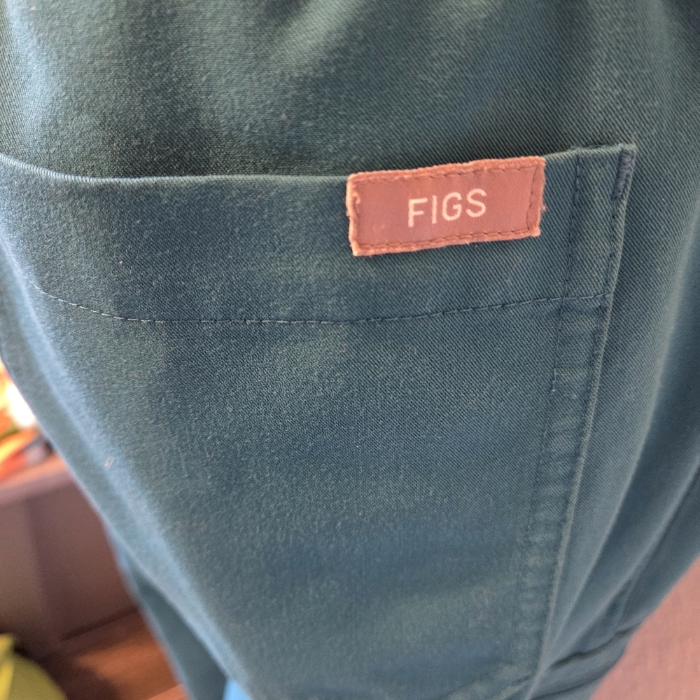 Figs Teal Technical Collection Medium Scrubs - image 3